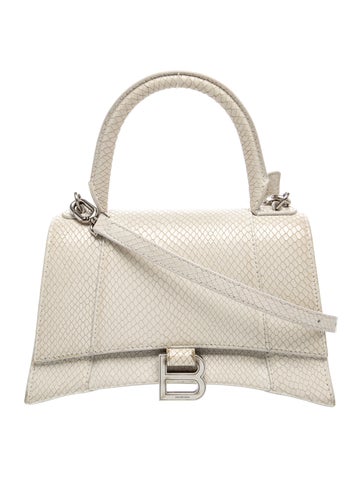 Signature Hourglass Small
