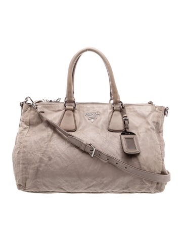 Nappa Leather Galleria Double Zip