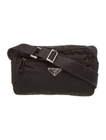 Enameled Metal Triangle Nylon Bag