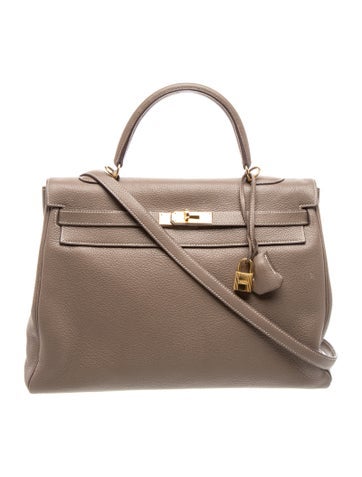 Clemence Kelly II Retourne 35