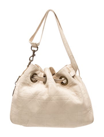 Cannage Drawstring
