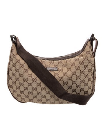 GG Canvas Messenger Bag Medium