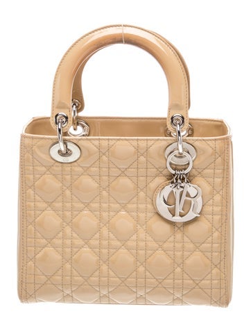 Cannage Lady Dior Medium