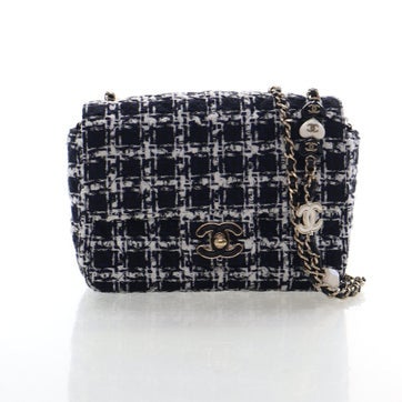 Tweed Square Flap