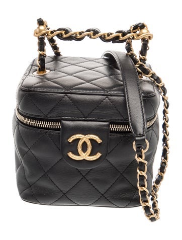 Chain Bar Vanity Case
