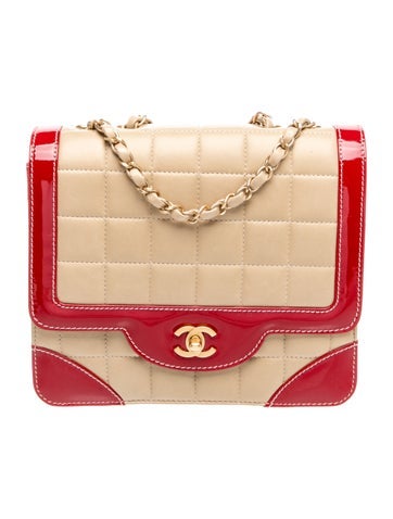 Square Quilt Flap Bag