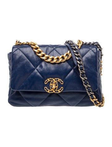 Quilted Medium Chanel 19 Flap Bag