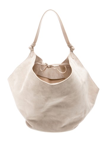 Suede Lotus Medium