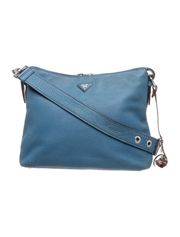 Vitello Daino Leather Shoulder Bag