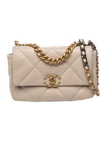 Lambskin Medium 19 Flap Bag