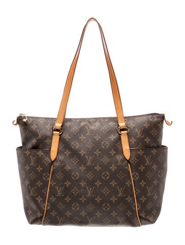 LV Monogram Totally MM