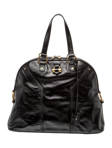 Signature Shoulder Bag