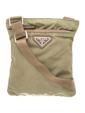 Vela Nylon Messenger Bag