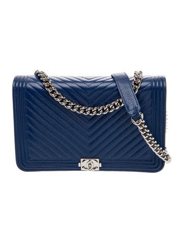 Chevron Boy Wallet On Chain