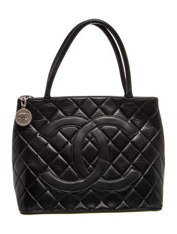 Caviar Quilted Medallion Tote
