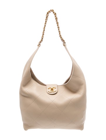 2025 Quilted Chain Hobo