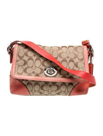 Leather Hamptons Signature Flap Medium