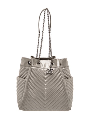Iridescent Urban Spirit Bucket Bag