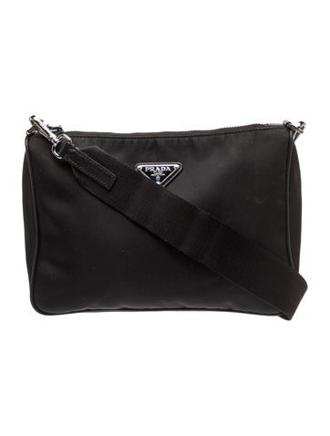 Enameled Metal Triangle Re-Nylon and Saffiano Small