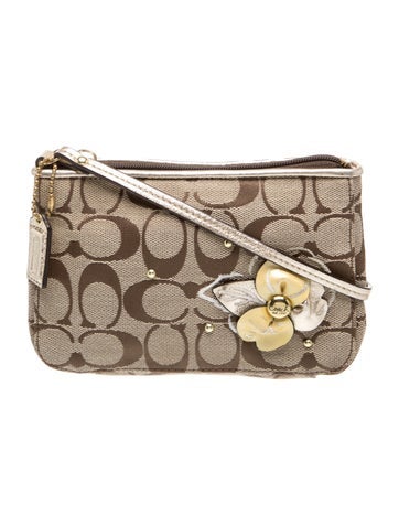 Canvas Signature C