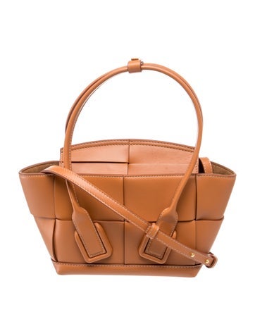 Bottega Veneta Intrecciato Arco