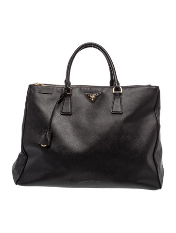 Saffiano Lux Leather Galleria Double Zip Large