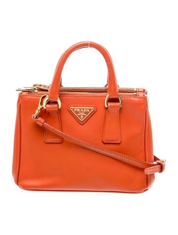 Saffiano Lux Leather Galleria Double Zip