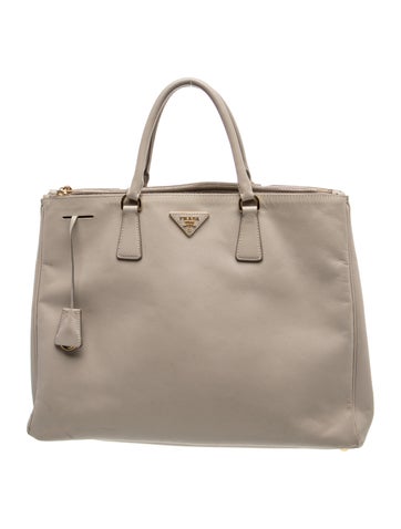 Saffiano Leather Galleria Double Zip Large