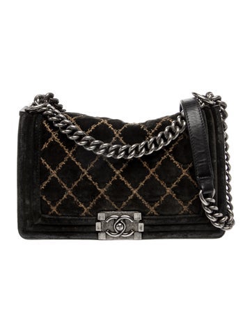 Medium Velvet Stitched Quilt Boy Bag