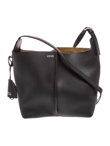 Leather Bucket Bag Medium 2026